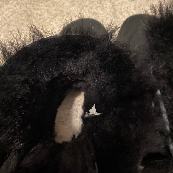 UGG Boots size 6 - Picture 3 of 5